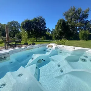 L'oasis Des Pyrénées , Campuzan France